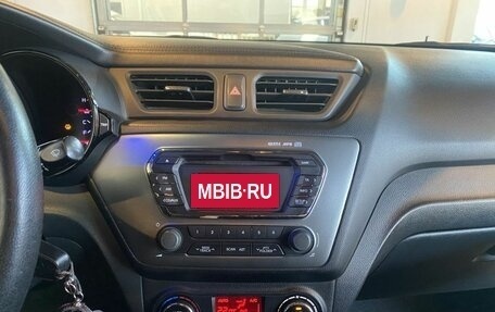 KIA Rio III рестайлинг, 2013 год, 1 075 000 рублей, 12 фотография