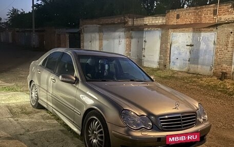 Mercedes-Benz C-Класс, 2003 год, 900 000 рублей, 11 фотография