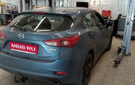 Mazda 3, 2017 год, 1 292 000 рублей, 3 фотография