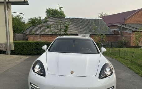 Porsche Panamera II рестайлинг, 2011 год, 2 900 000 рублей, 3 фотография