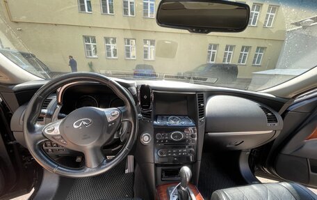 Infiniti FX II, 2013 год, 2 450 000 рублей, 10 фотография