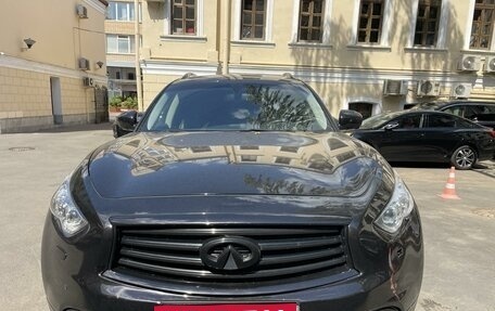 Infiniti FX II, 2013 год, 2 450 000 рублей, 2 фотография