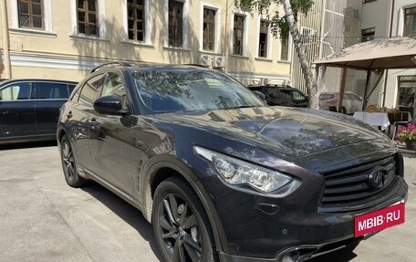 Infiniti FX II, 2013 год, 2 450 000 рублей, 3 фотография