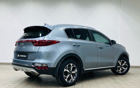 KIA Sportage IV рестайлинг, 2018 год, 2 400 000 рублей, 3 фотография