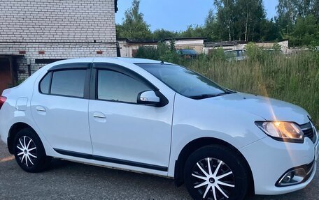 Renault Logan II, 2015 год, 725 000 рублей, 7 фотография