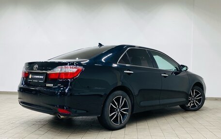 Toyota Camry, 2017 год, 2 090 000 рублей, 3 фотография