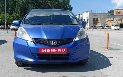 Honda Fit III, 2010 год, 800 000 рублей, 1 фотография