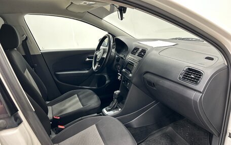 Volkswagen Polo VI (EU Market), 2012 год, 800 000 рублей, 12 фотография