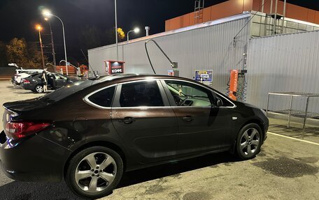 Opel Astra J, 2014 год, 1 300 000 рублей, 22 фотография