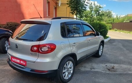 Volkswagen Tiguan I, 2011 год, 1 580 000 рублей, 2 фотография