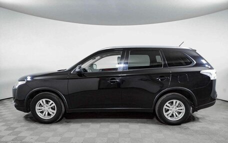 Mitsubishi Outlander III рестайлинг 3, 2014 год, 1 711 900 рублей, 8 фотография