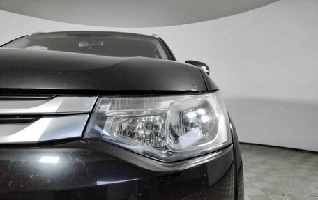 Mitsubishi Outlander III рестайлинг 3, 2014 год, 1 711 900 рублей, 17 фотография