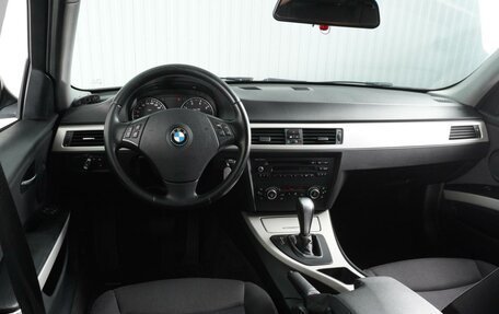 BMW 3 серия, 2011 год, 1 160 000 рублей, 6 фотография