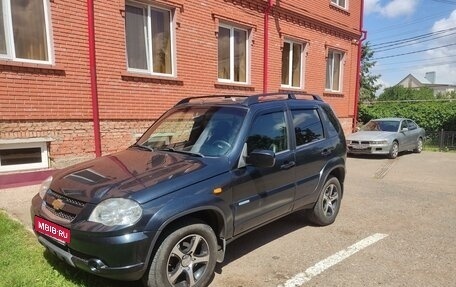 Chevrolet Niva I рестайлинг, 2010 год, 490 000 рублей, 1 фотография