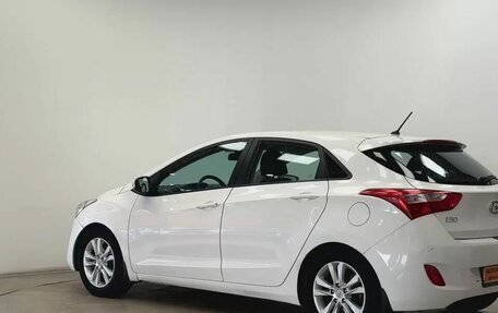 Hyundai i30 II рестайлинг, 2013 год, 899 500 рублей, 2 фотография