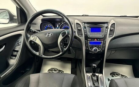 Hyundai i30 II рестайлинг, 2013 год, 899 500 рублей, 17 фотография