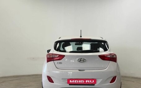 Hyundai i30 II рестайлинг, 2013 год, 899 500 рублей, 18 фотография