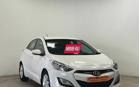 Hyundai i30 II рестайлинг, 2013 год, 899 500 рублей, 21 фотография