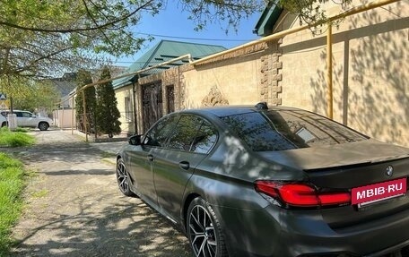 BMW 5 серия, 2019 год, 4 500 000 рублей, 4 фотография