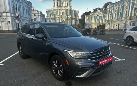 Volkswagen Tiguan II, 2022 год, 4 150 000 рублей, 3 фотография