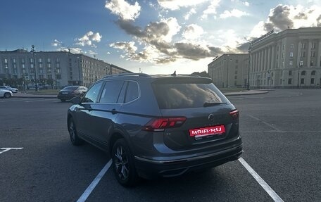 Volkswagen Tiguan II, 2022 год, 4 150 000 рублей, 7 фотография