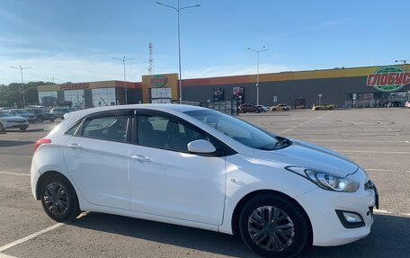 Hyundai i30 II рестайлинг, 2014 год, 1 050 000 рублей, 4 фотография