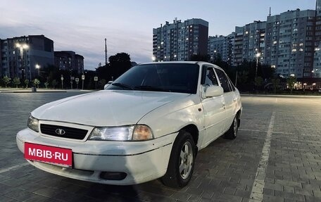 Daewoo Nexia I рестайлинг, 1995 год, 100 000 рублей, 1 фотография