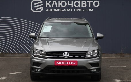 Volkswagen Tiguan II, 2017 год, 2 395 000 рублей, 3 фотография