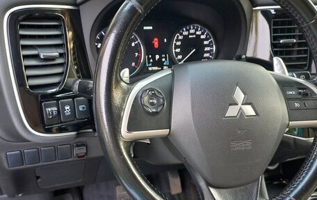 Mitsubishi Outlander III рестайлинг 3, 2014 год, 1 460 000 рублей, 20 фотография