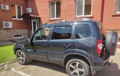 Chevrolet Niva I рестайлинг, 2010 год, 490 000 рублей, 5 фотография