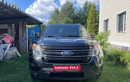 Ford Explorer VI, 2013 год, 2 600 000 рублей, 2 фотография