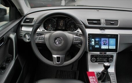 Volkswagen Passat B7, 2011 год, 995 000 рублей, 8 фотография