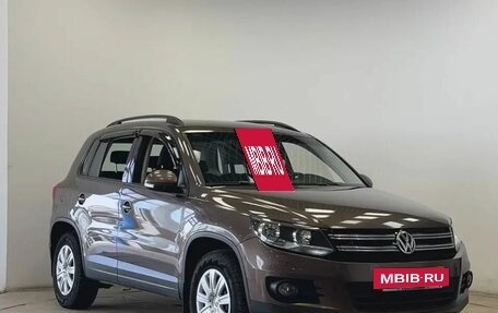 Volkswagen Tiguan I, 2015 год, 1 575 000 рублей, 4 фотография