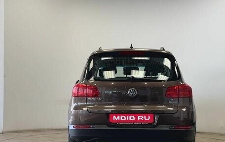 Volkswagen Tiguan I, 2015 год, 1 575 000 рублей, 18 фотография