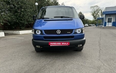 Volkswagen Multivan T4, 2000 год, 1 700 000 рублей, 2 фотография