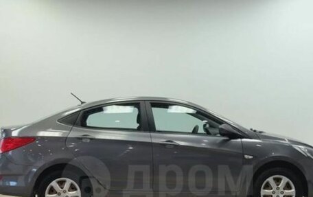 Hyundai Solaris II рестайлинг, 2011 год, 675 000 рублей, 5 фотография