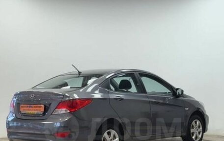 Hyundai Solaris II рестайлинг, 2011 год, 675 000 рублей, 4 фотография