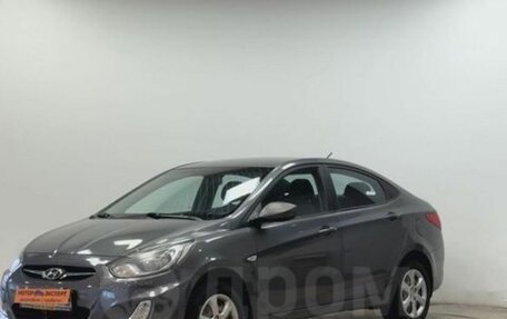 Hyundai Solaris II рестайлинг, 2011 год, 675 000 рублей, 8 фотография