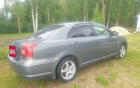 Toyota Avensis III рестайлинг, 2004 год, 620 000 рублей, 4 фотография