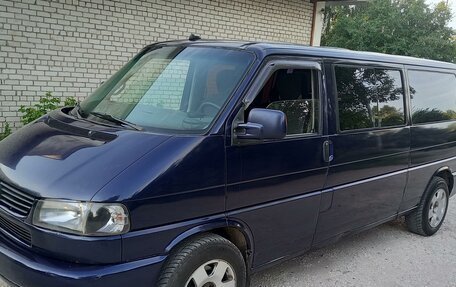 Volkswagen Caravelle T4, 2002 год, 1 150 000 рублей, 1 фотография