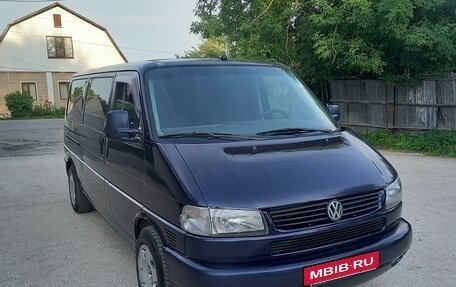 Volkswagen Caravelle T4, 2002 год, 1 150 000 рублей, 3 фотография