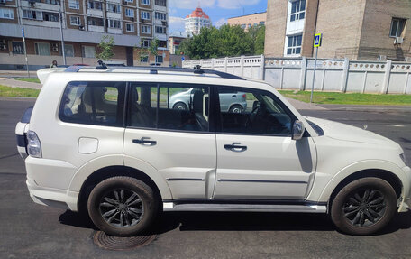 Mitsubishi Pajero IV, 2019 год, 3 850 000 рублей, 9 фотография