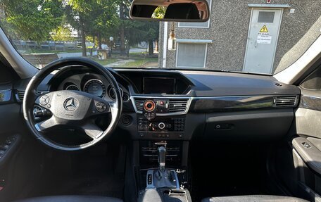 Mercedes-Benz E-Класс, 2010 год, 1 600 000 рублей, 16 фотография