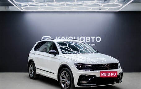 Volkswagen Tiguan II, 2019 год, 3 299 000 рублей, 3 фотография