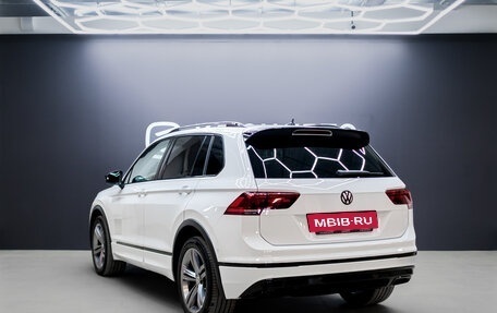 Volkswagen Tiguan II, 2019 год, 3 299 000 рублей, 7 фотография