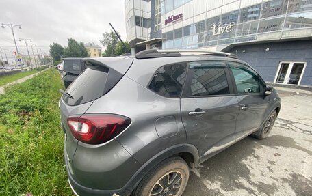 Renault Kaptur I рестайлинг, 2020 год, 1 890 000 рублей, 4 фотография