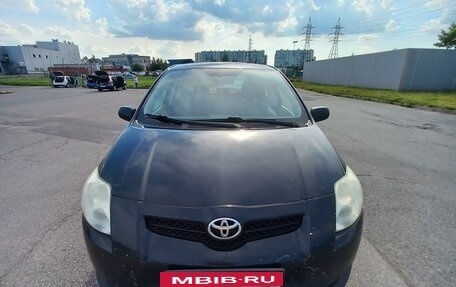 Toyota Auris II, 2009 год, 650 000 рублей, 2 фотография