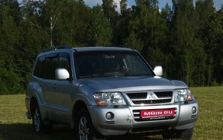 Mitsubishi Pajero III рестайлинг, 2004 год, 1 000 000 рублей, 1 фотография