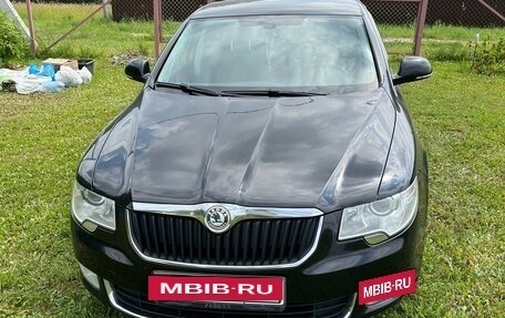 Skoda Superb III рестайлинг, 2013 год, 1 600 000 рублей, 2 фотография