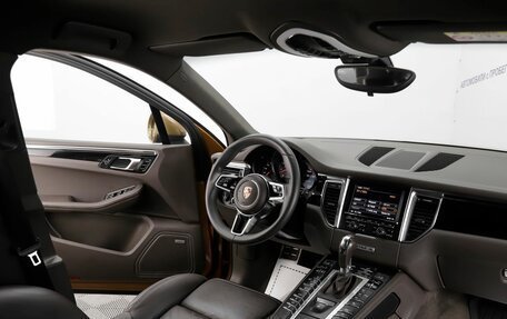 Porsche Macan I рестайлинг, 2015 год, 3 049 000 рублей, 5 фотография